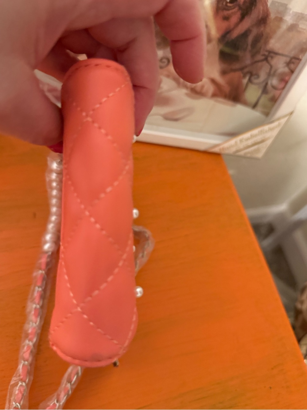 Badgley Mischka Coral Quilted Crossbody Phone Case with Pearl Strap NWT - Picture 7 of 9